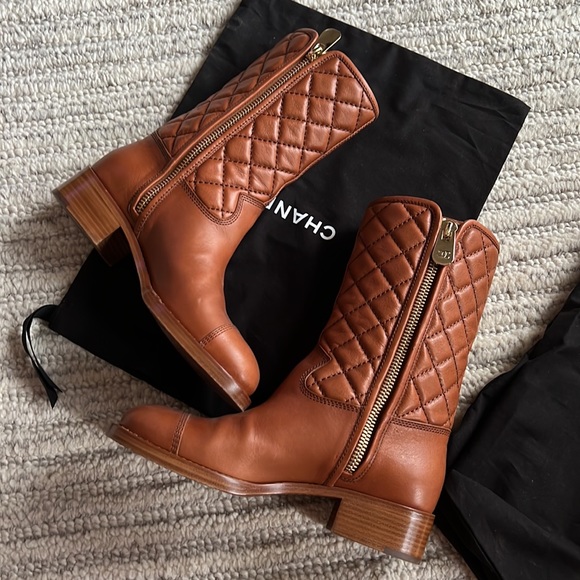 Authentic CHANEL Caramel Leather Boots ~Wore once - Picture 3 of 11